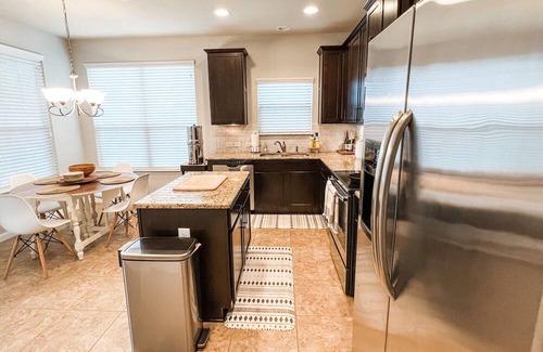 Dripping Springs House | 4Bed/3 Bath Family Friendly Home.