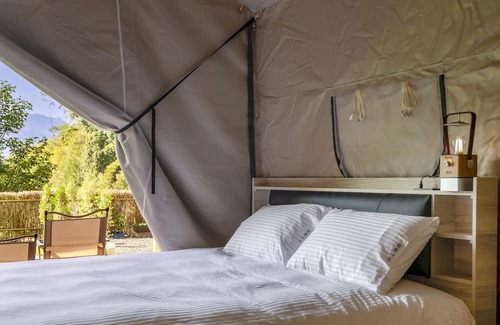 Dahu Bed & Breakfast | Grow Tree Glamping