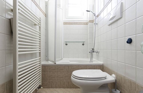Monza Apartment | Tommaseo, 5A - One Bedroom Apartment, Sleeps 4