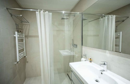Sidi Daoud Apartment | C13 · Residence Malaga:Cosy and spacious 1bd in La Marsa