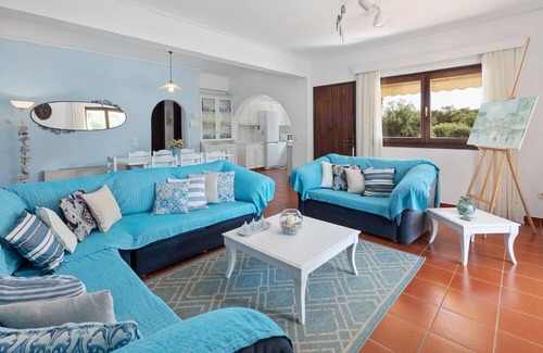 Agios Spyridon Corfu Villa | Villa Lianolia in Pelekito Corfu