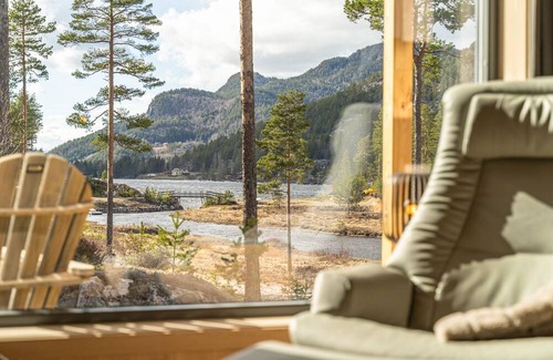 Kviteseid House | Enjoy a wonderful view from the residence in Vrådal.
