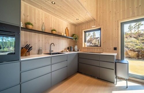 Kviteseid House | Enjoy a wonderful view from the residence in Vrådal.