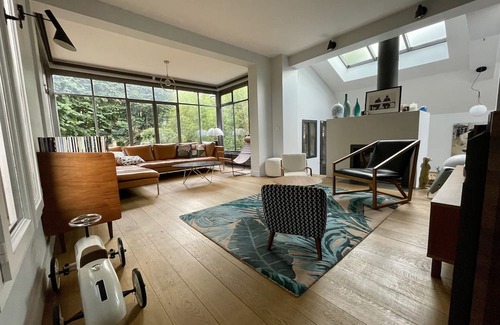 Saint-Cloud Villa | Villa Suzanne - Les Demoiselles à Versailles