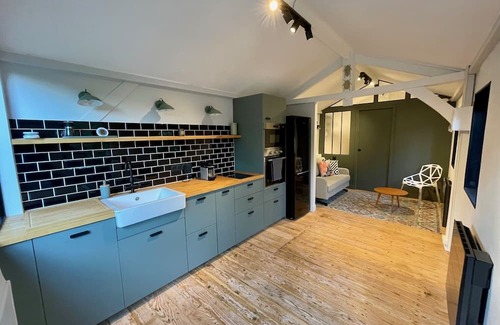 Saint-Cloud Villa | Villa Suzanne - Les Demoiselles à Versailles