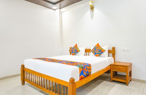 Bhilar Hotel | Fabhotel Highland Park