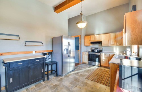 Twin Lakes House | Leadville Home w/360 Degree Views & River Access