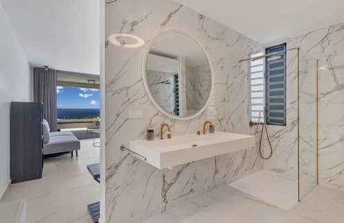 Sabadeco Villa | Villa Regatta, NEW! Exclusive luxurious villa with ocean views and infinity pool!