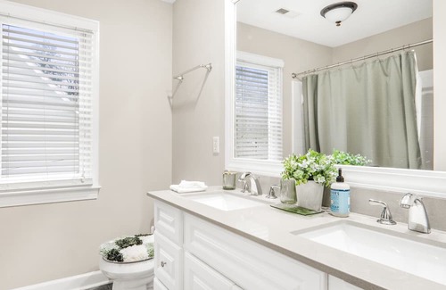 Old Irving Park House | North Carolina house