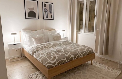 Prague 3 Apartment | Elegant 2kk Apartment on Biskupcova street, Prague 3