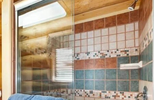 Mountain Club House | Cabin in the Woods - LOG CABIN
