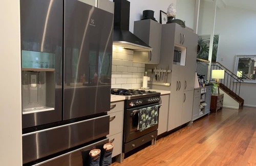 Verrierdale House | Rainforest Retreat , Pet Friendly