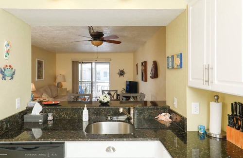 Grove City Apartment | 2 Bedroom Condo 728669 by Houzlet