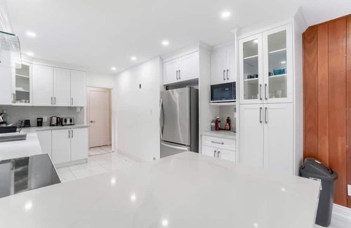 Mono Mills House | 6 Acres Luxurious Estate In Caledon Ontario!