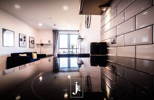 Bracknell Apartment | Pearl of Bracknell - One bedroom