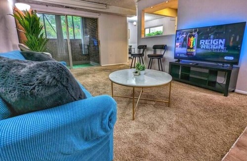 Greenbelt Condo | 15 mins to Washington DC King Bd Near Hospital