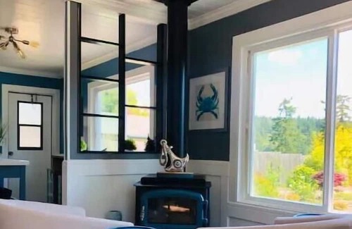 Port Hadlock House | Beautiful Oceanview Retreat 2 Bedroom Home