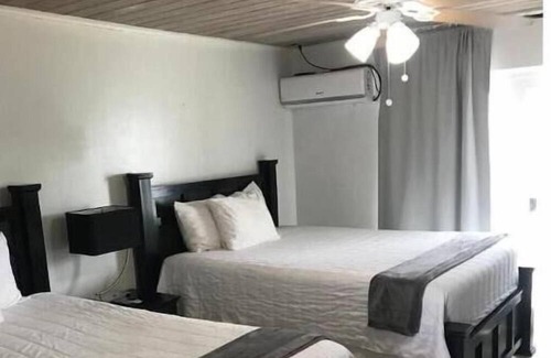 Jimmy Hill Apartment | Dolphin Suite Ocean Front Exuma Palms Resort!