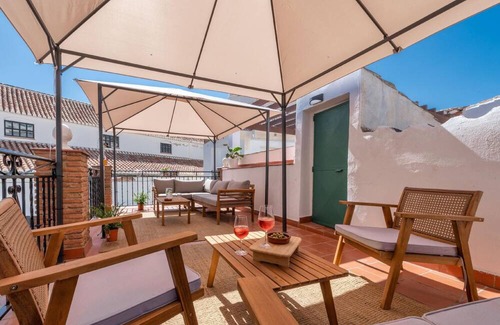 Canillas de Aceituno House | Holiday house Canillas de Aceituno for 1 - 14 persons with 6 bedrooms - Holiday apartment in one or