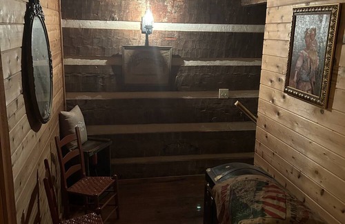 Hestand Cabin | Whippoorwill Hollow on Kettle Creek