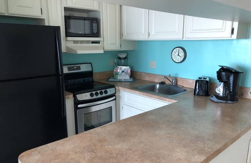 New Smyrna Beach Resort | 2 Bedroom Oceanview Suite overlooking the Atlantic ocean with white sandy beach