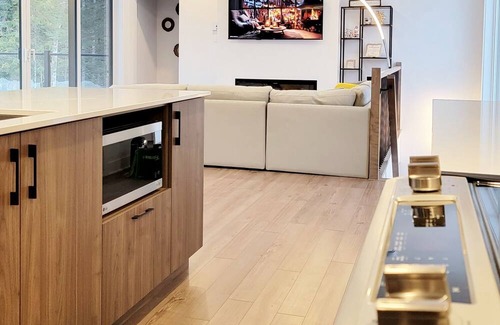 La Conception Ski Chalet | 10 minutes Ski slopes ! Modern chalet - Private Hot Tub - Amazing views