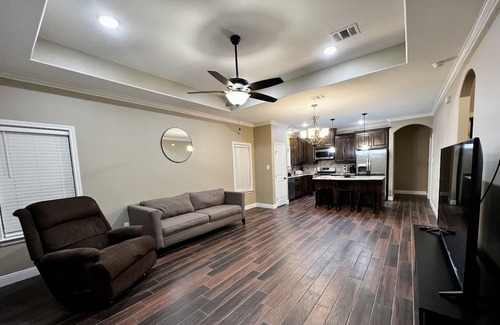 Bryan House | Grand Villa