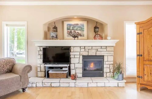 Sardis House | The Hill Farm