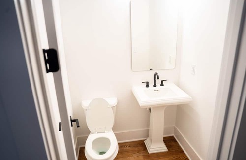 Atlantic Station Area House | City Escape : ATLANTIC STATION