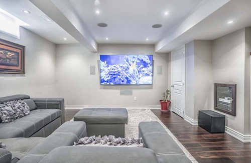 Markham House | Charming basement retreat awaits you!