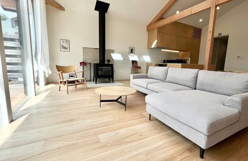Kitasaku-gun House | Karuizawa House Villa 1story building / Kitasaku-gun Nagano