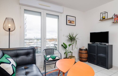Bordeaux Sud Apartment | Apartment 'Casa Thomas' with Balcony, Wi-Fi and Air Conditioning