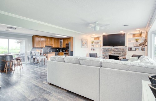 Blacksburg House | Less than 2miles from VT, Sleeps 16. Amazing Views!