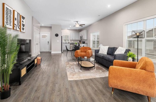 Grandville Condo | The Reserve Flats