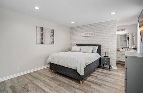 Palmdale House | Stunning, cozy, newly renovated, smart home!!