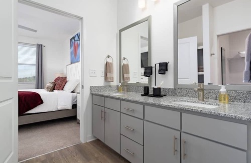 Pelham Apartment | Brand new Apt |Oak Mt St Park | Lots of Amenities