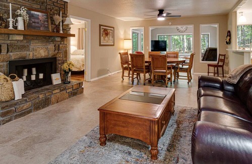 Hot Springs Village House | Relax and Recharge in the Village!
