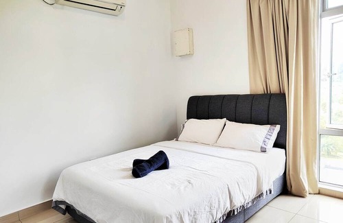 Tebrau Condo | Simple-4pax-Mount Austin-Ikea/Jusco/Golf/Netflix/Lvl 10