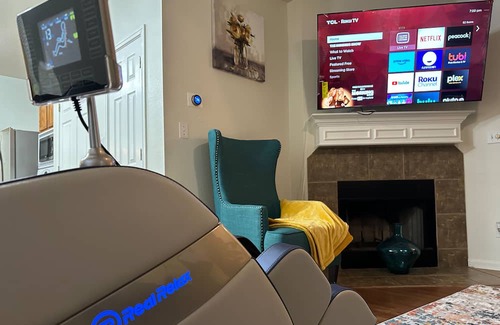 Teravista House | Charming Retreat with Style & Comfort, Relax with Shiatsu Massage chair