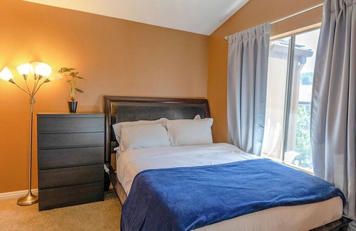 Anaheim Hills House | Luxury 3 BR 3 Bath: Pool, Hot Tub, Disney, Beach, Backyard, Rose Garden, WFH