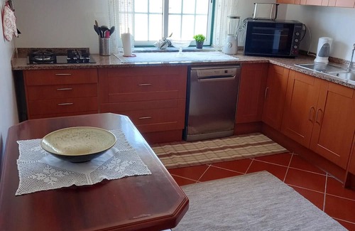 Lourinha House | Homerez - House 7 km away from the beach for 16 ppl. with garden and terrace