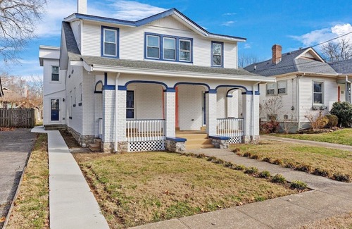 Lexington Apartment | This apartment is a 2 bedroom(s), 2 bathrooms, located in Lexington, KY.