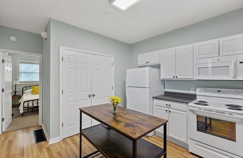 Lexington Apartment | This apartment is a 2 bedroom(s), 2 bathrooms, located in Lexington, KY.