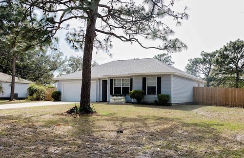Navarre House | The Pelican Inn