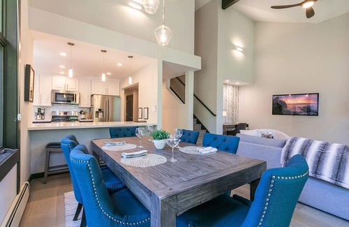 Incline Village House | Serenity Townhouse in Incline Village with Community Hot Tub