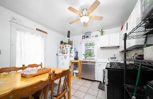 Kenosha House | Updated Quiet Home Overlooking Beach State Park