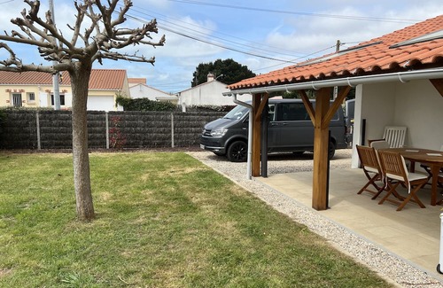 Saint-Hilaire-de-Riez House | Comfortable vacation home ideally located between beach and town center