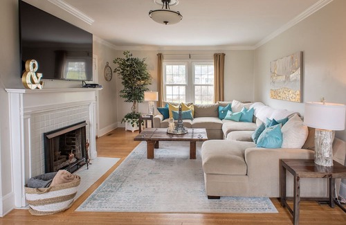 Yellow Springs House | TOP Yellow Springs BnB+ Pet Friendly