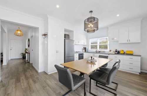 Ballarat East House | Eureka! We struck a golden home