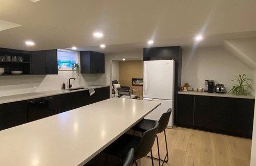 Stoney Creek Apartment | The Fox's Den On Gray